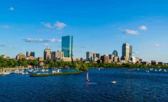 Charles rivier in Boston